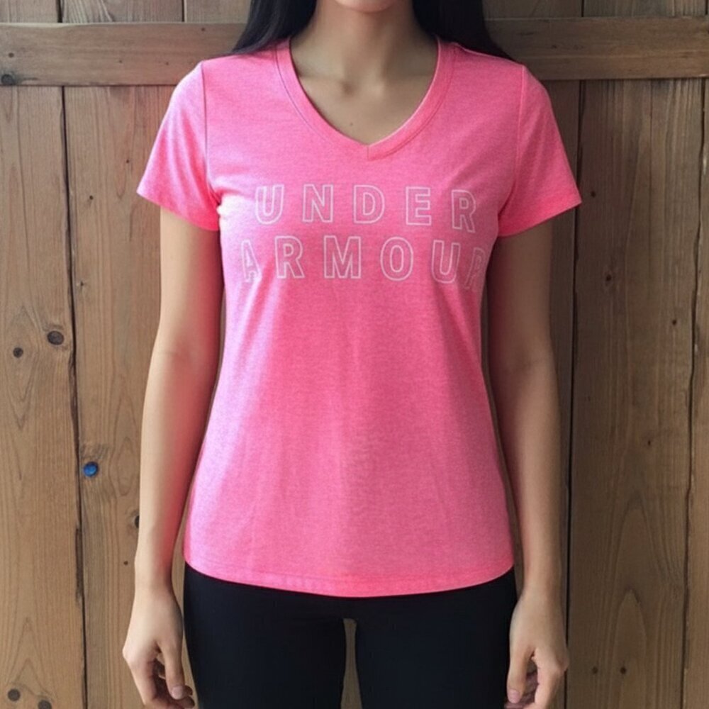 Under Armour HeatGear Logo V-Neck Athletic Tee – Women’s XS – Coral